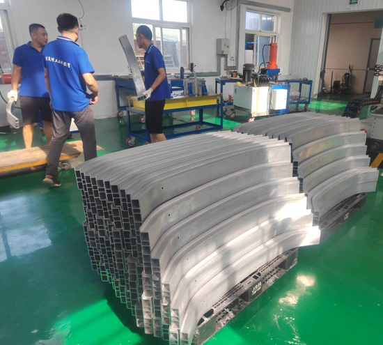 北京型材拉弯厂深度盘点：聚焦超静定结构，盛达拉弯“变形比较法”显神通